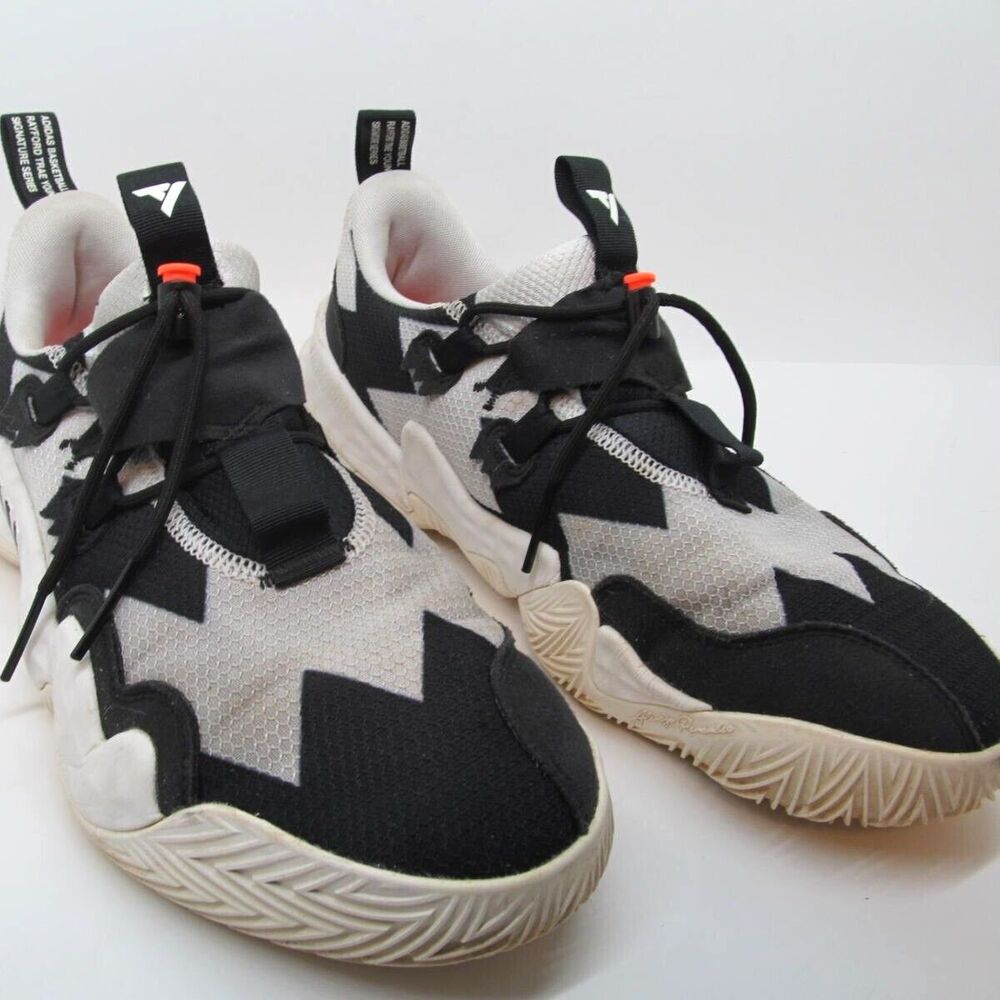 Adidas  Mens  Sneakers Size US 11